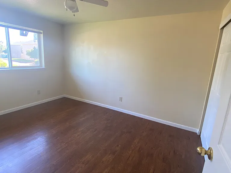 Bedrooms with Ceiling Fans