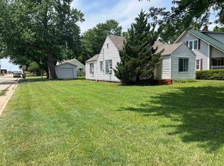 301 N Reno St, Haven, KS 67543