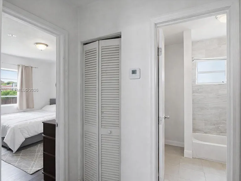 3645 SW 25th Ter — Photo 15