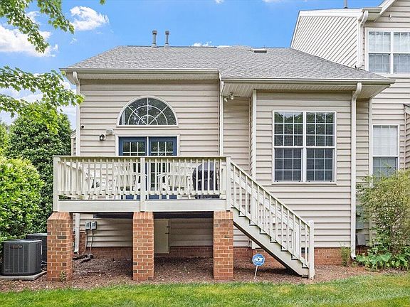 4th image of 9425 Oglebay Ct