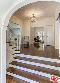 4th image of 5406 Red Oak Dr