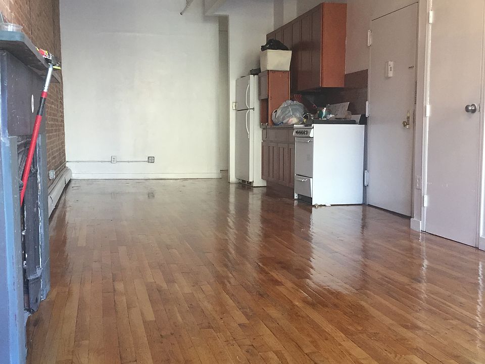 1st image of 185 Lenox Ave APT 2