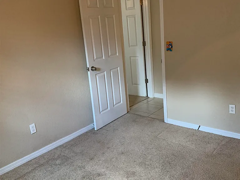 916 Palermo Rd — Photo 11