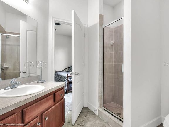 3rd image of 6446 Evergreen Park Dr