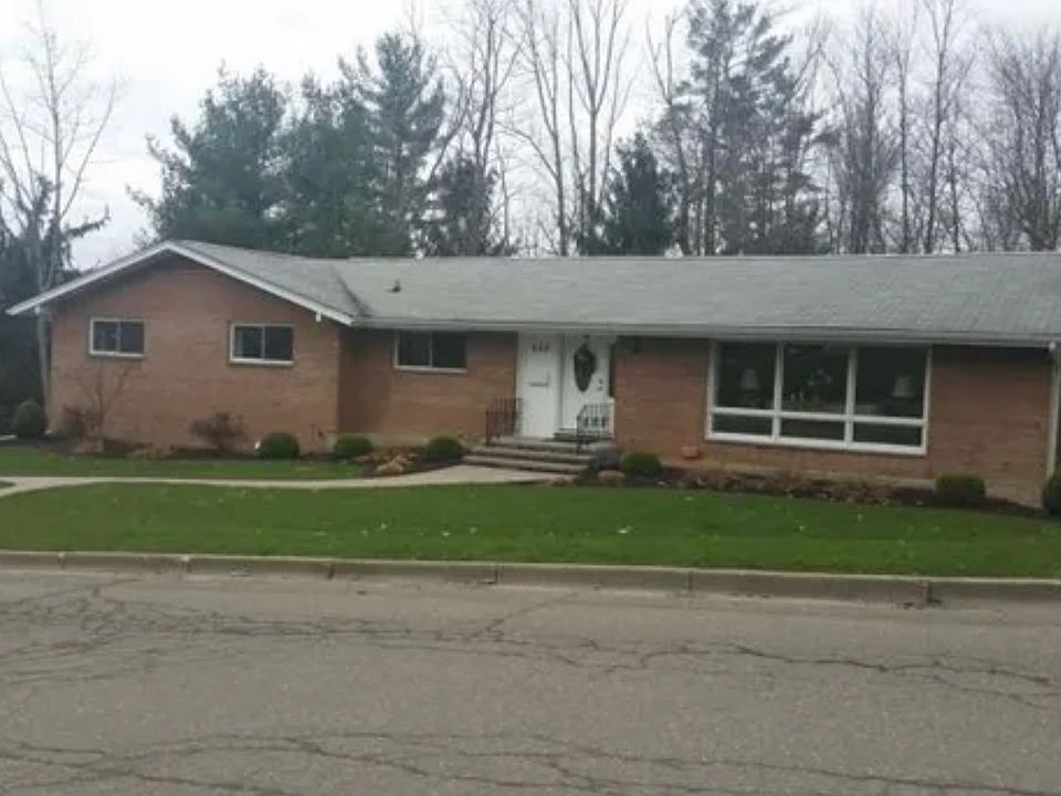 2nd image of 625 Valleyview Dr