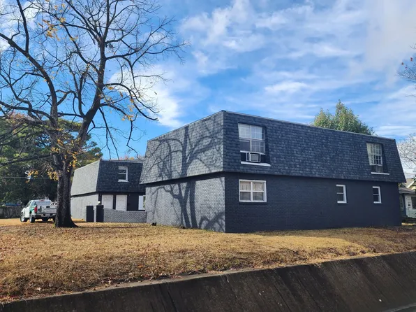 305 W Maple St, 305 W Maple St #3, Herrin, IL 62948
