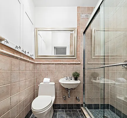 Sold by Compass | media 21