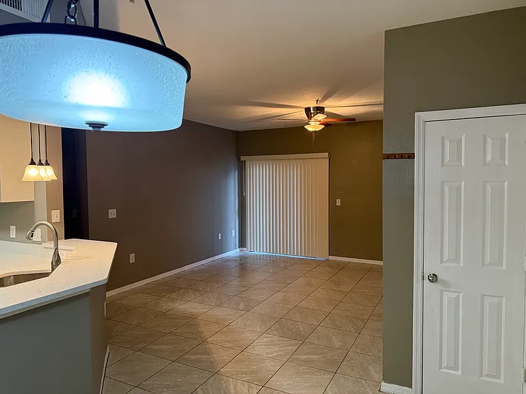 2000 Erving Cir #GROUND FLOOR — Photo 11