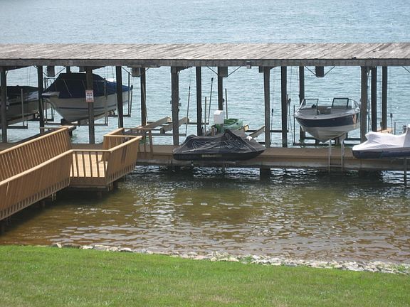 4th image of 104 Gross Point Dr