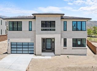 11900 N Churchill Way, Northridge, CA 91326