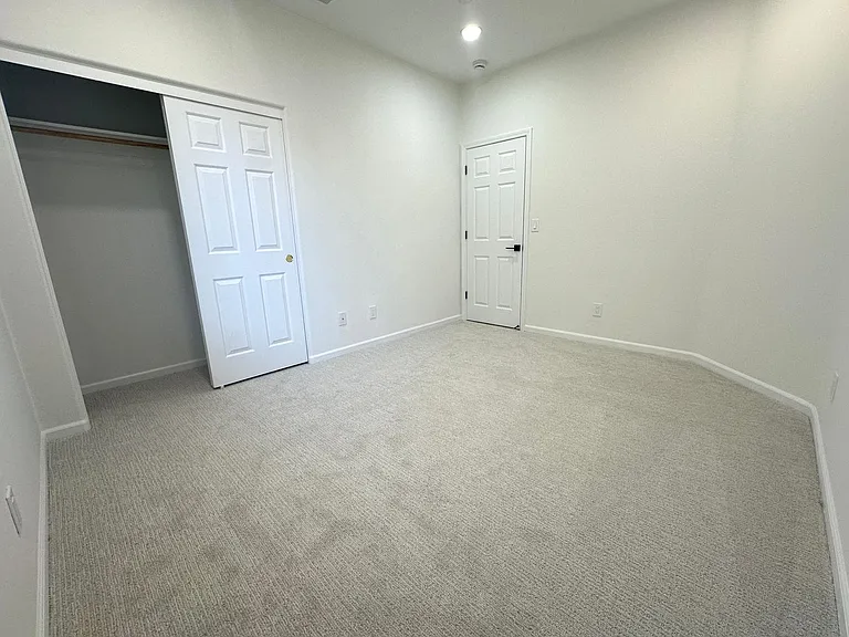 2608 Saint Andrews Dr — Photo 25