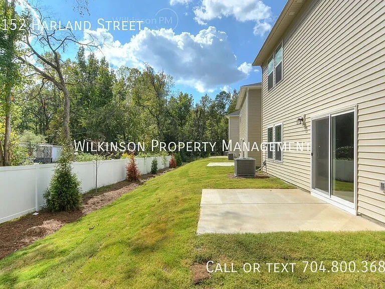 1152 Harland St — Photo 31