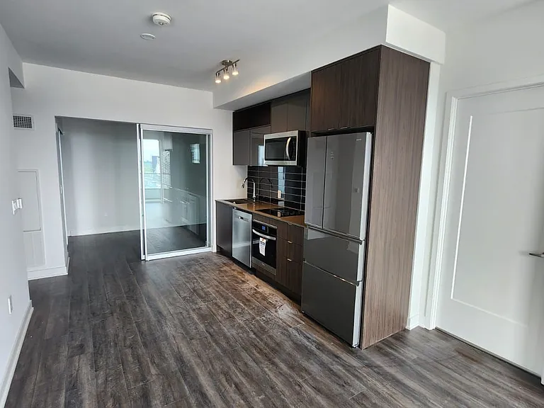 70 Princess St #2606-E — Photo 3