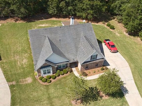 2nd image of 149 Oakwood Dr