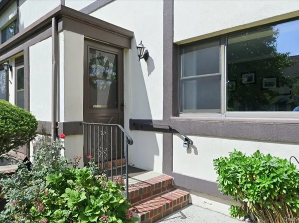 123 Fifteenth #B1, Garden City, NY 11530