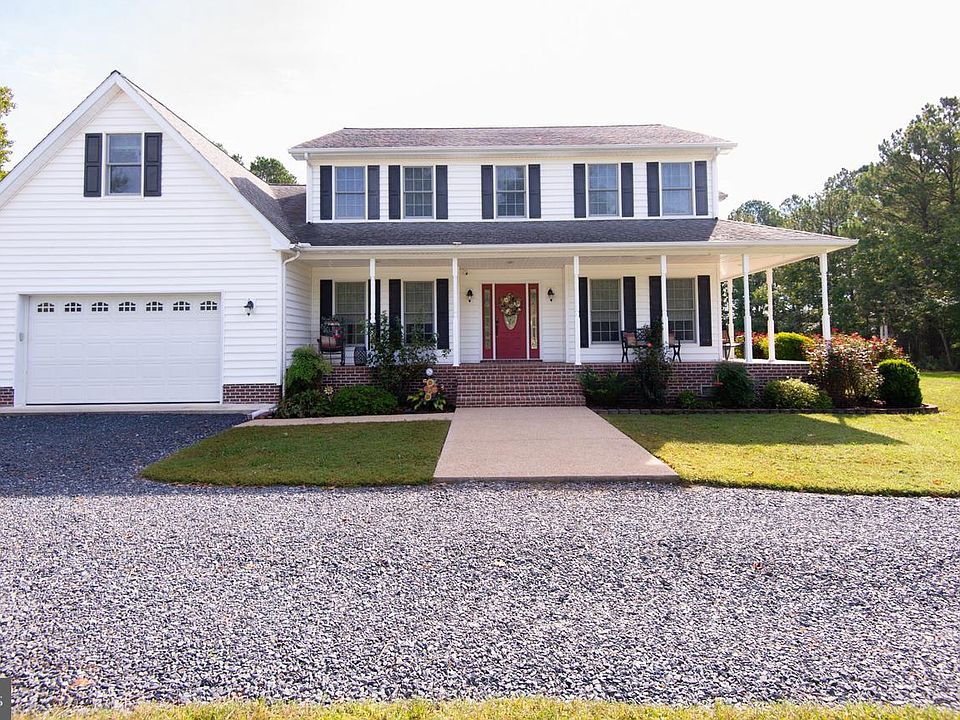 1st image of 4911 Laurie Ln