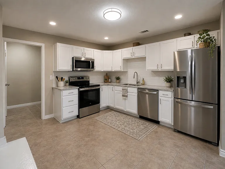 515 English Oak St — Photo 5