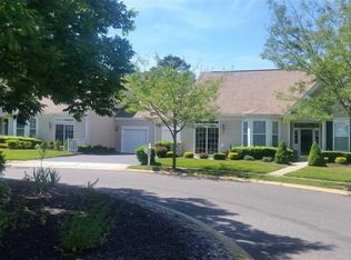 118 Dover Ct #26, Galloway, NJ
