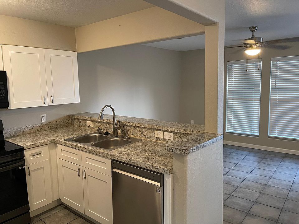 1st image of 6414 Sloan St APT 4
