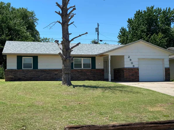 2909 Meadowview Dr, Woodward, OK 73801