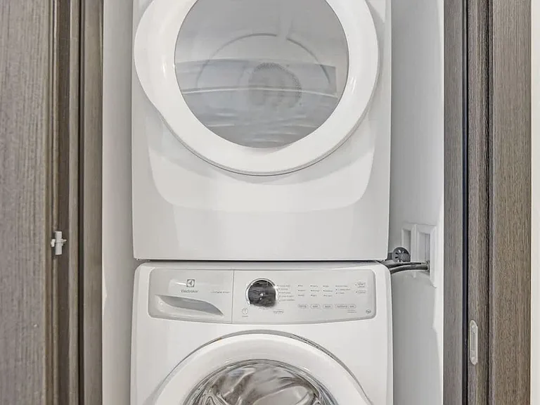Washer/Dryer