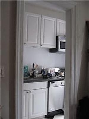 4th image of 17 W 64th St APT 5E