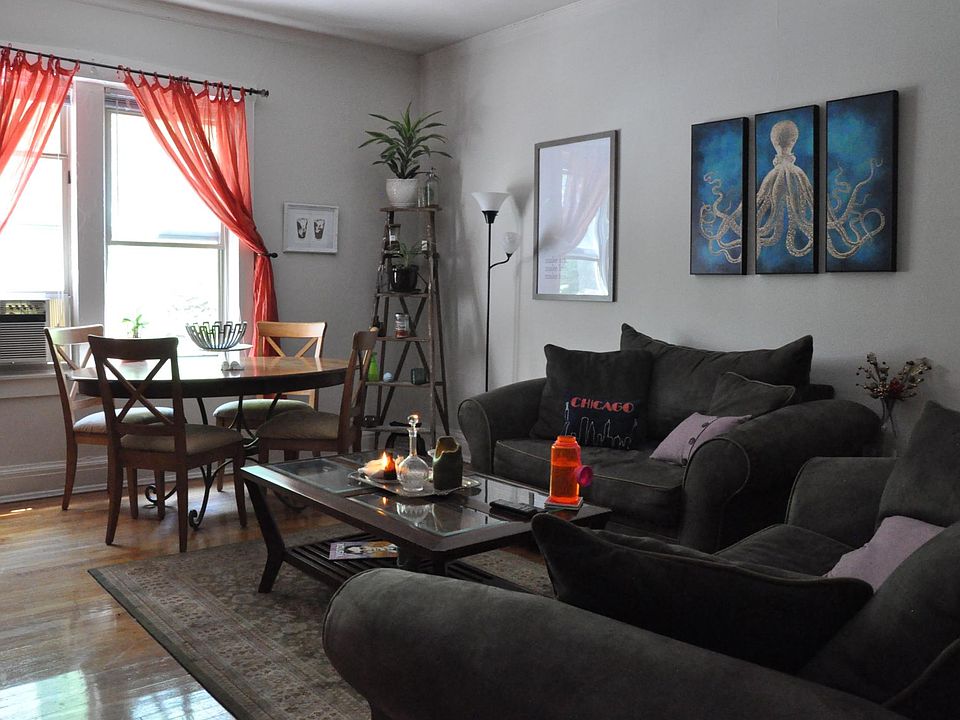 2nd image of 3030 N Sheridan Rd APT 201