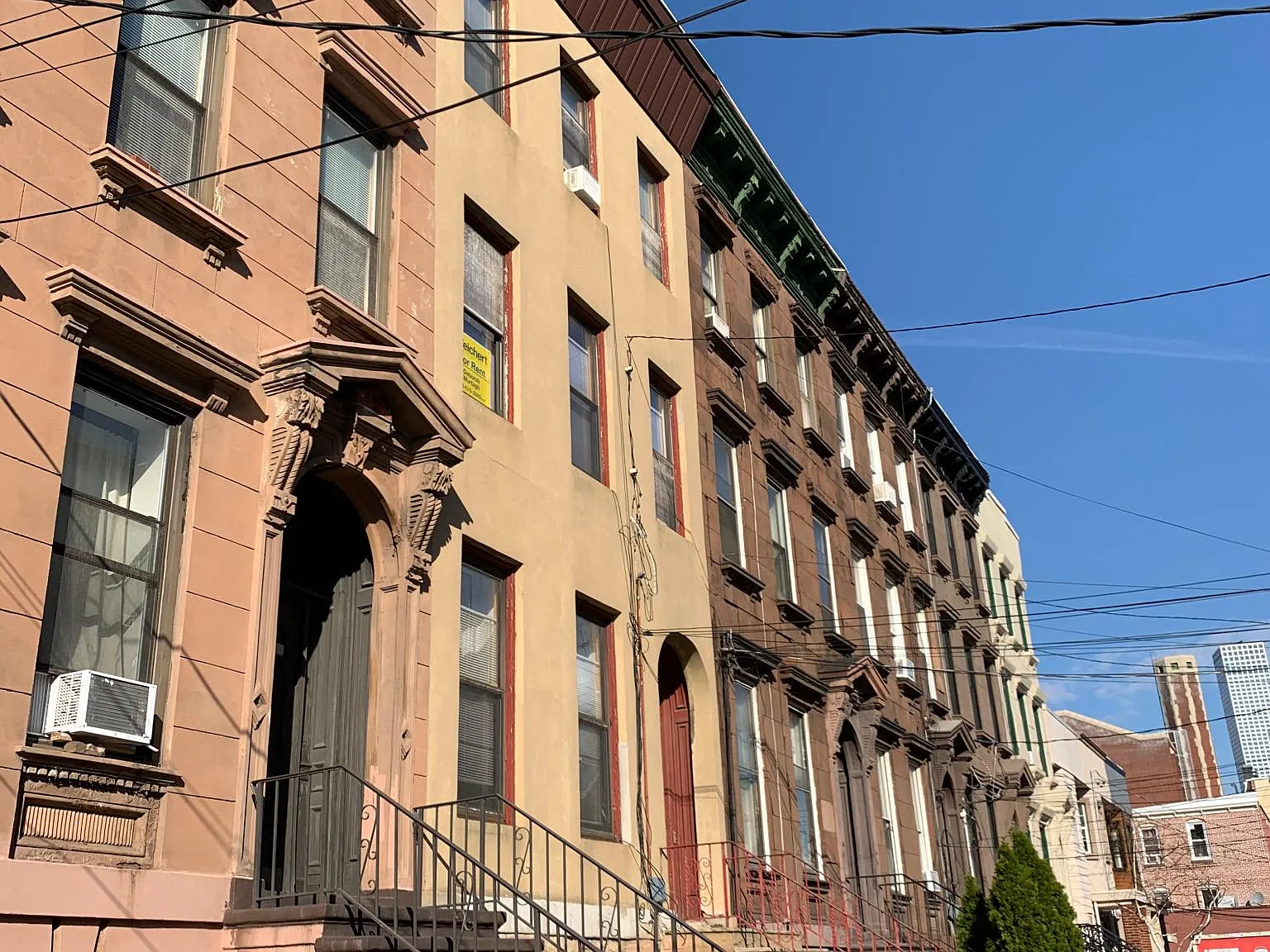 1 bed, 700 sqft, $1,600 — Photo 1