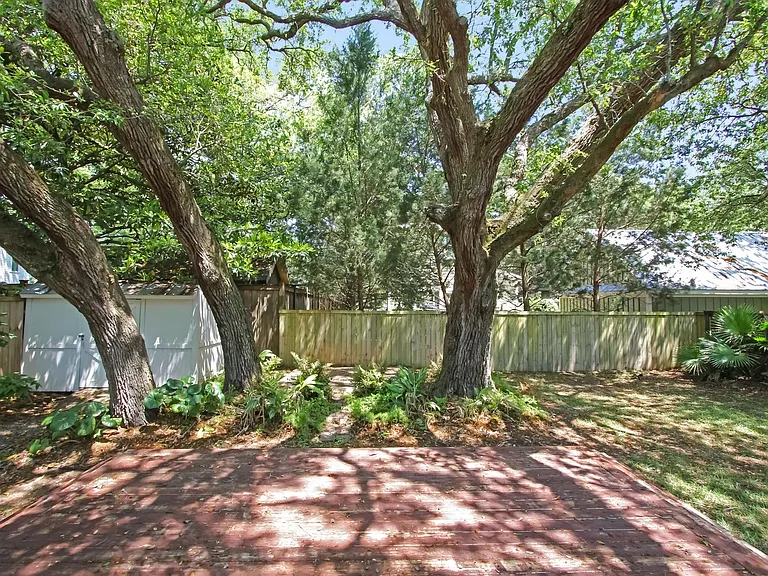 1440 Moultrie St — Photo 19