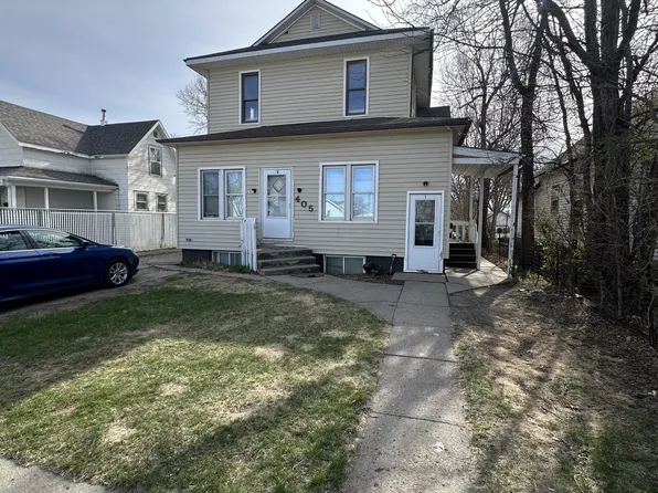 405 S 8th St #5, Aberdeen, SD 57401
