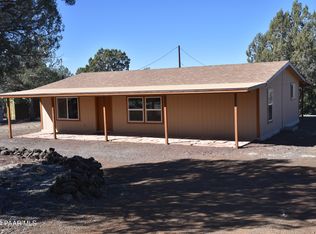 659 W Hillcrest Dr, Ash Fork, AZ 86320