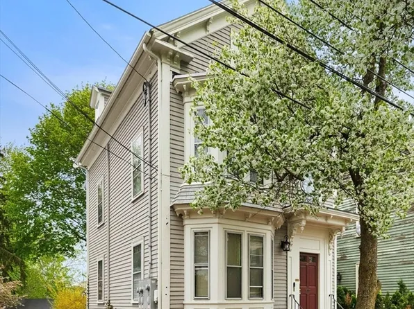 126 1/2 Federal St, Salem, MA 01970