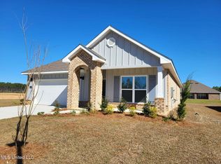 15926 Blue Ridge Dr, Gulfport, MS 39503