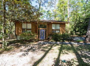 3322 Robinhood Rd, Tallahassee, FL 32312
