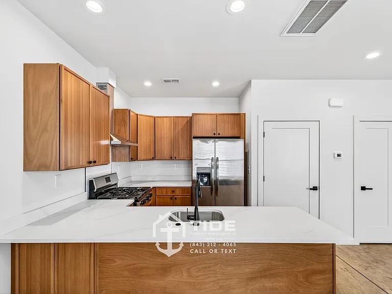 5808 Knight St — Photo 12