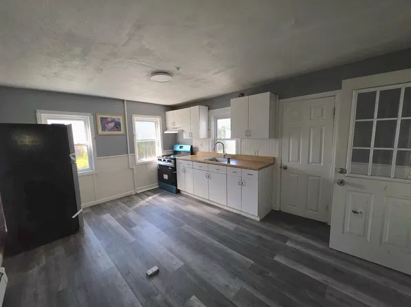 (undisclosed Address), West Sayville, NY 11796