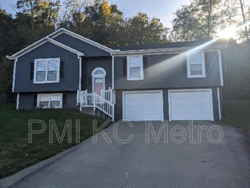 1st image of 21201 E 52nd Street Ct S