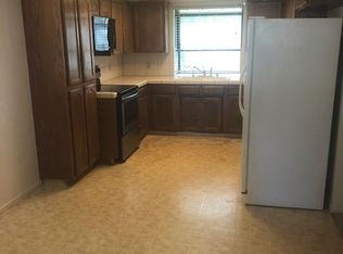 3234 Ezie Ave, Clovis, CA 93611