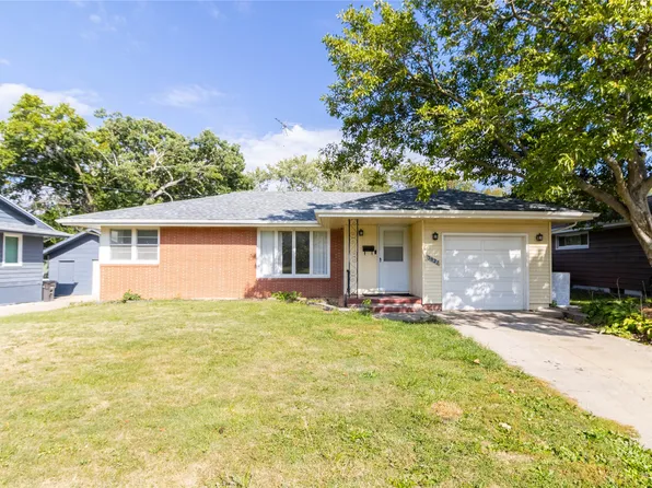 3027 Shawnee Ave, Des Moines, IA 50310