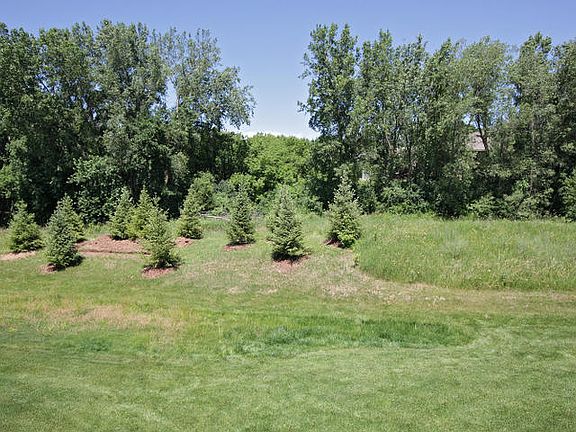 4th image of 4860 Moon Lake Cir