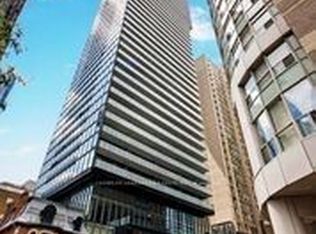 15 Grenville St #2105, Toronto, ON M4Y 0B9