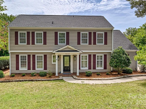 9623 Stoney Hill Ln, Charlotte, NC 28277
