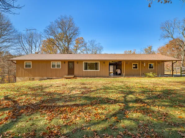 1818 Greasy Creek Rd, Nashville, IN 47448