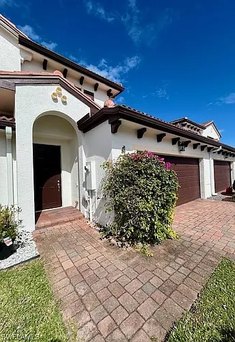 7784 Bristol Cir Photo 1