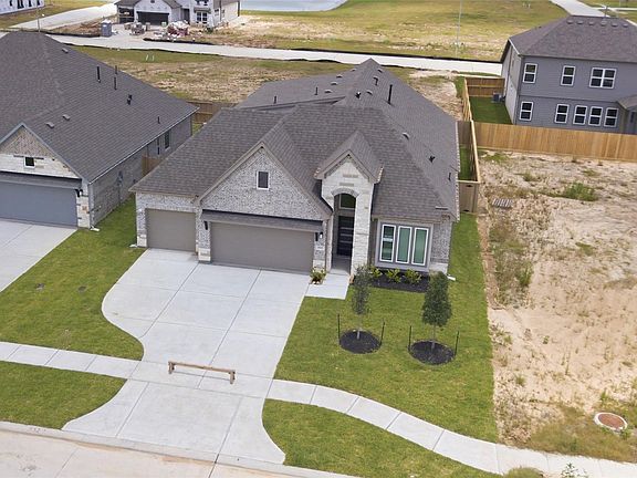 4th image of 3527 Windmill Palm Dr