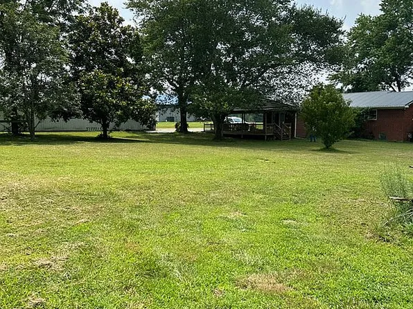 24 Ingram Rd, Leoma, TN 38468