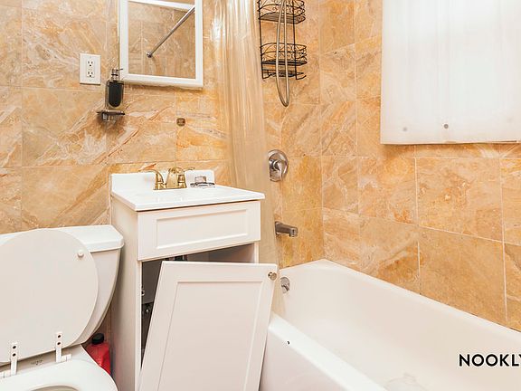3rd image of 181 Maujer St #3E