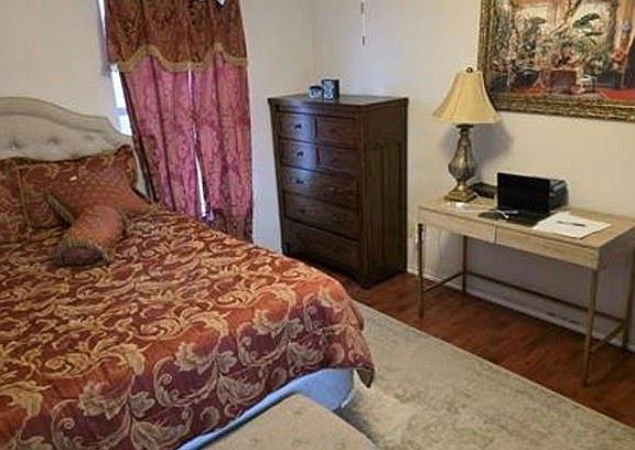 4th image of 2802 Huisache