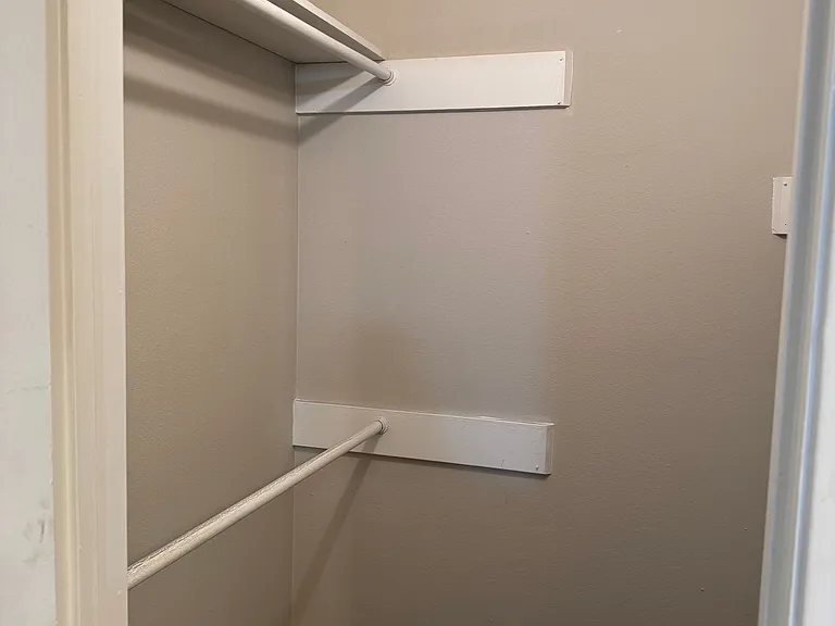 Walk-in closet