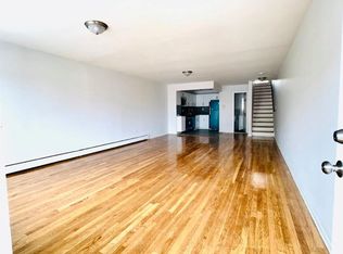 756 E 216th St #2, Bronx, NY 10467